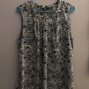 Black and white patterned shirt